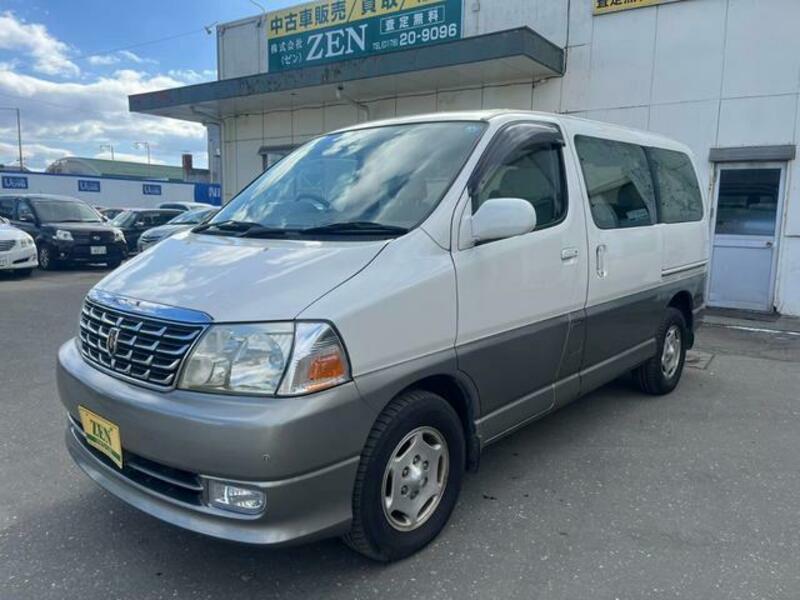 TOYOTA GRAND HIACE