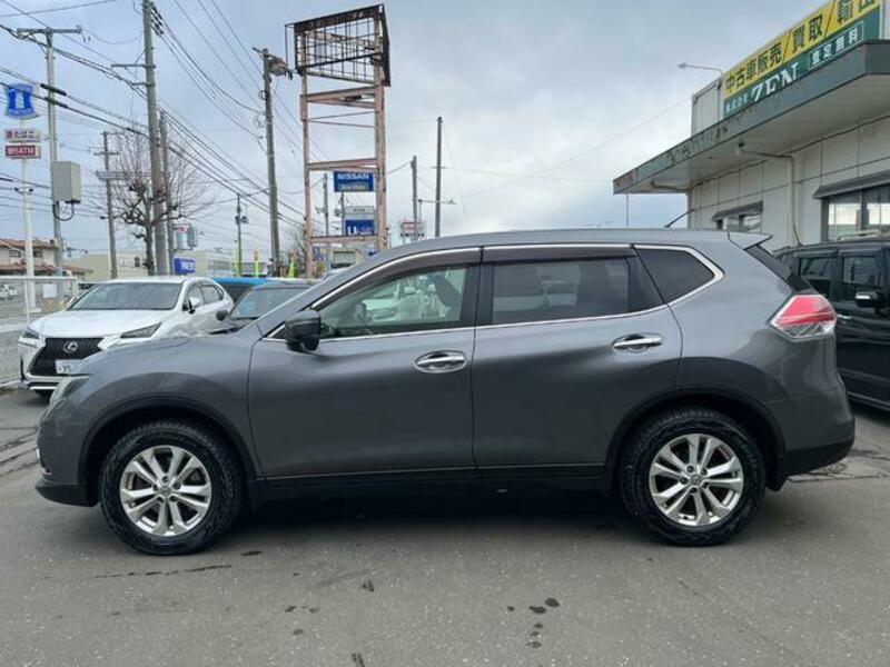 X-TRAIL