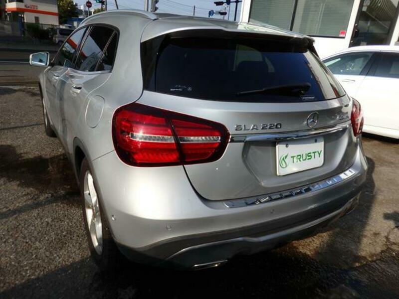 GLA CLASS