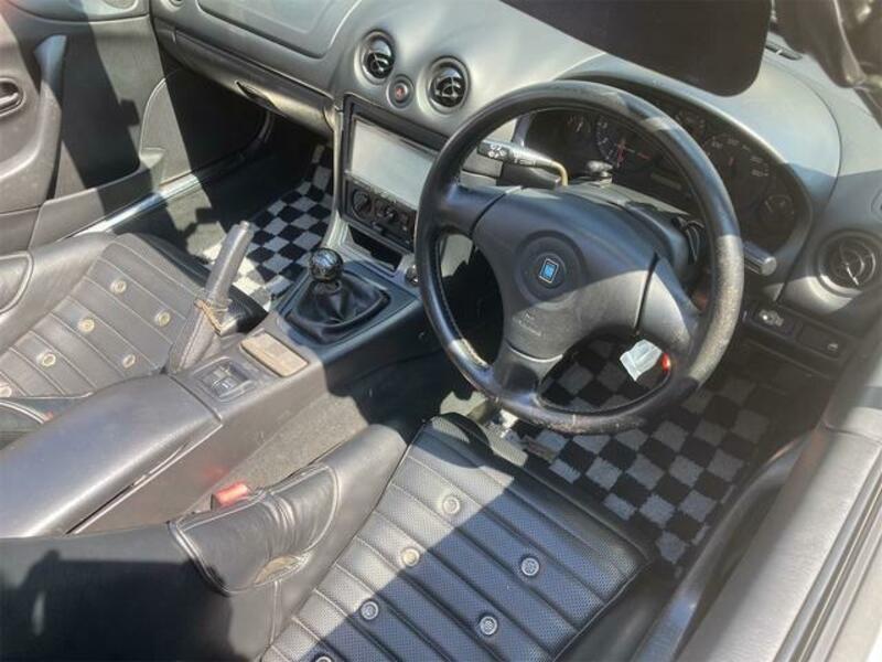 ROADSTER