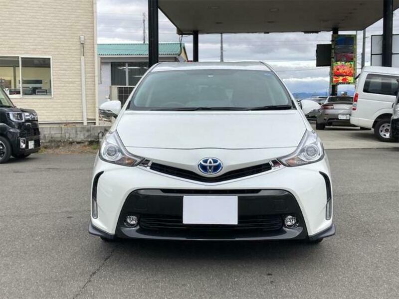 PRIUS ALPHA