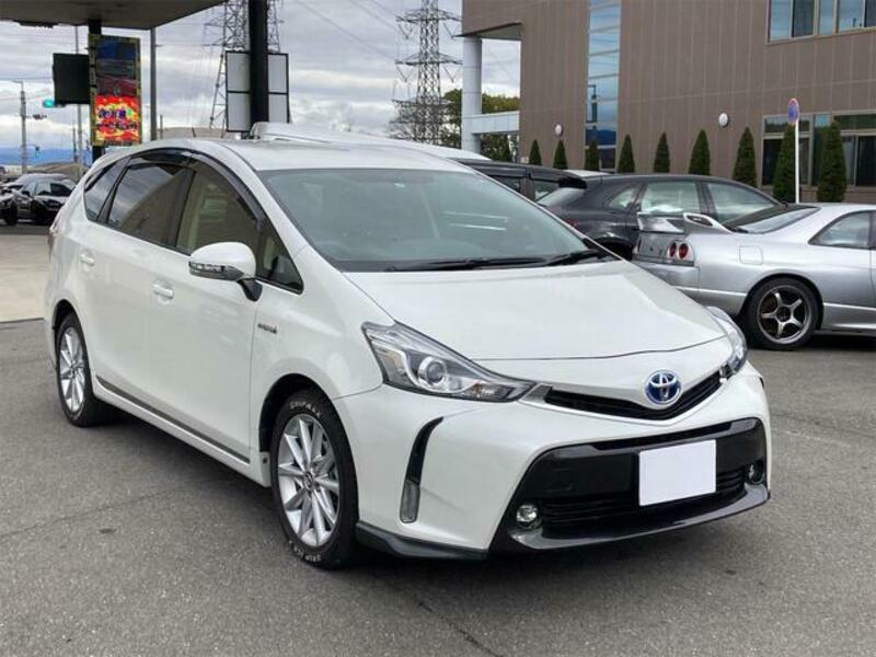 PRIUS ALPHA