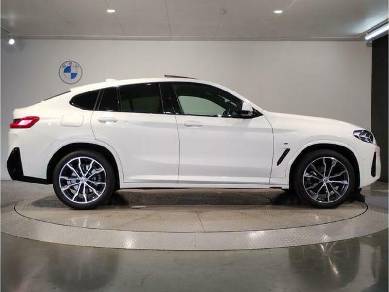 X4