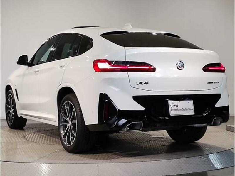 X4