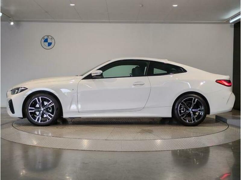 4 SERIES