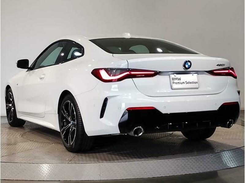 4 SERIES