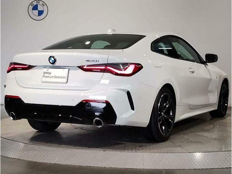 4 SERIES
