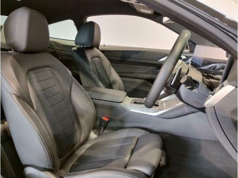 4 SERIES