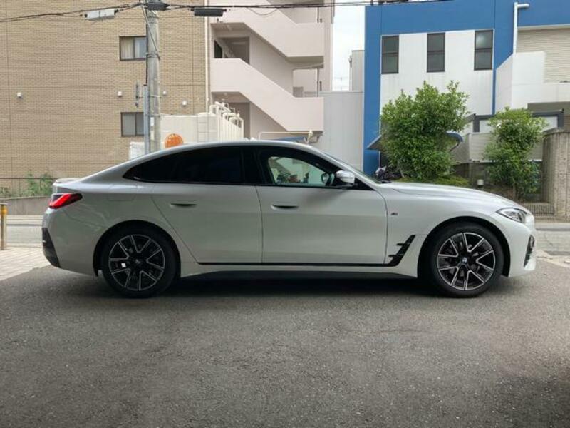 4 SERIES