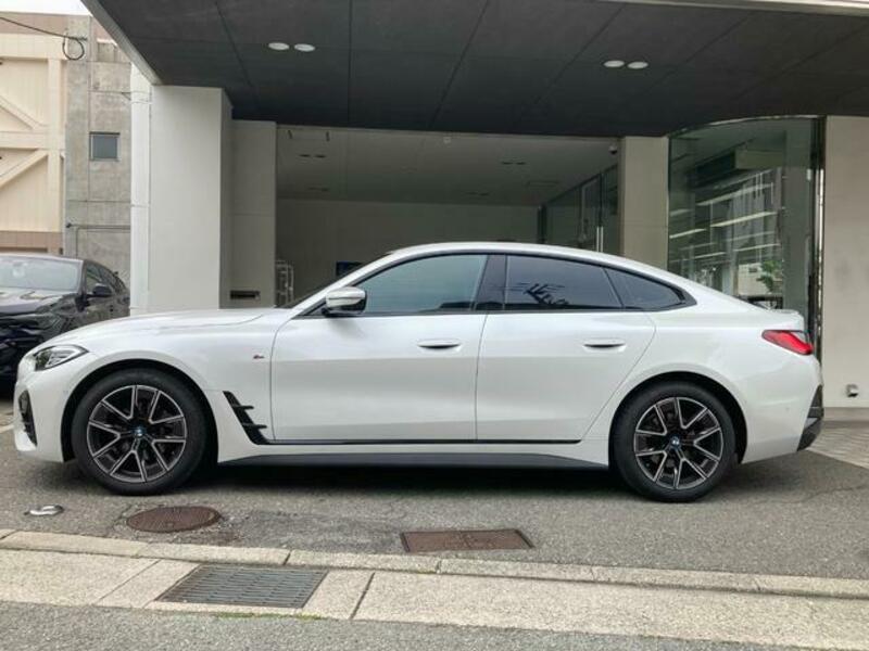 4 SERIES