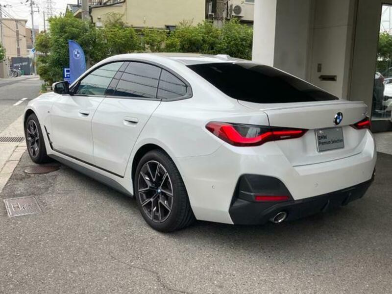 4 SERIES
