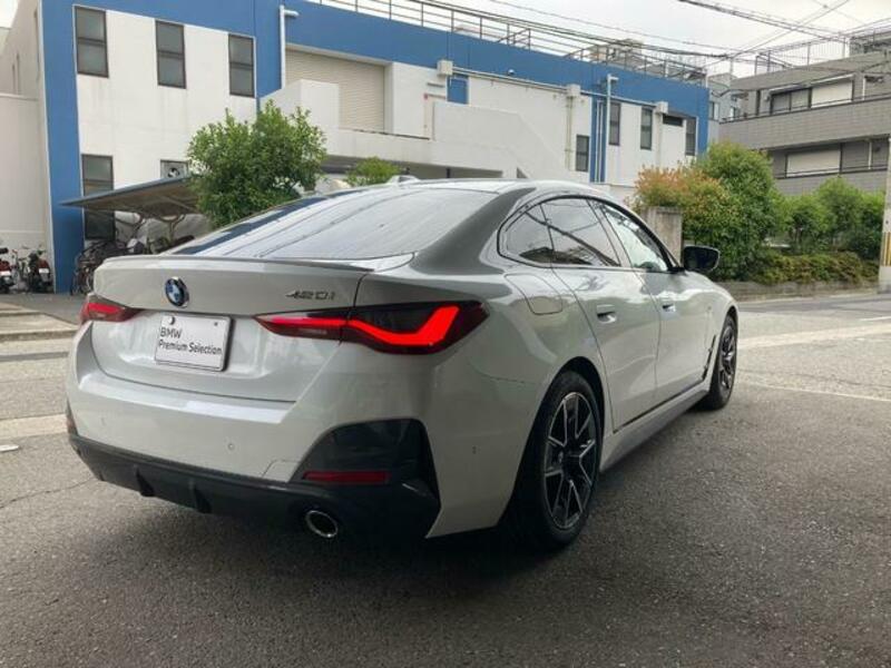 4 SERIES