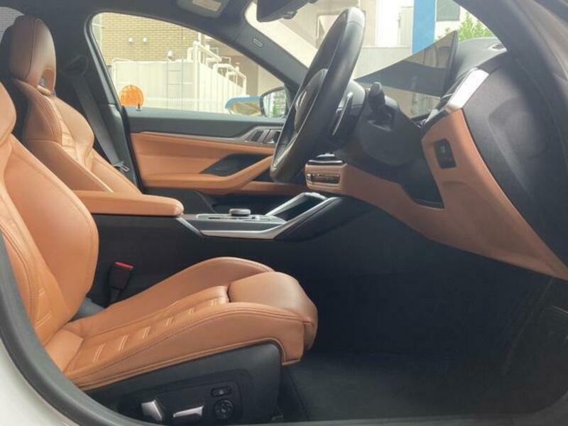 4 SERIES