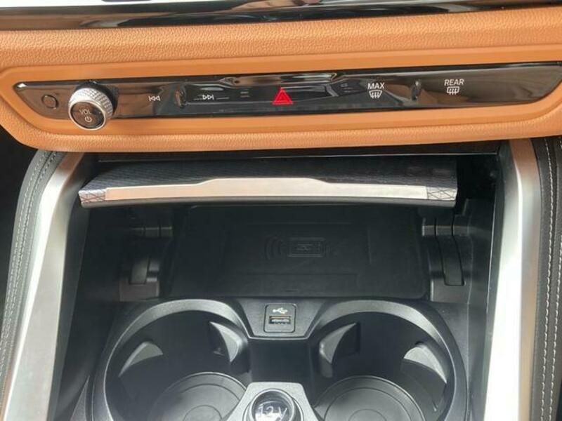 4 SERIES