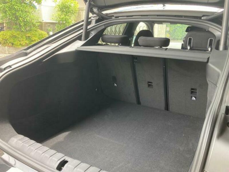 4 SERIES