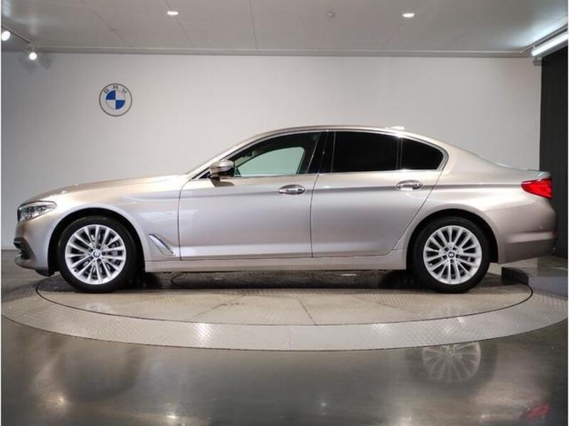 5 SERIES