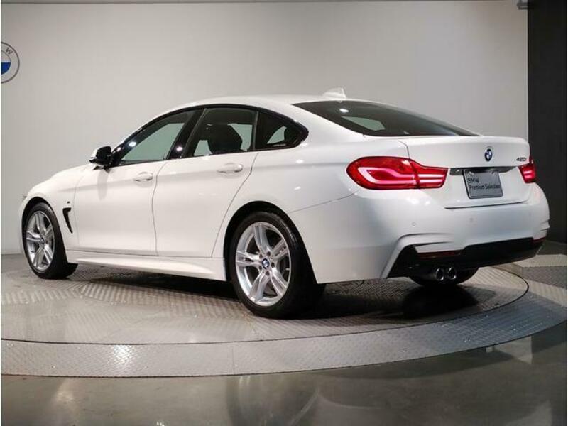 4 SERIES