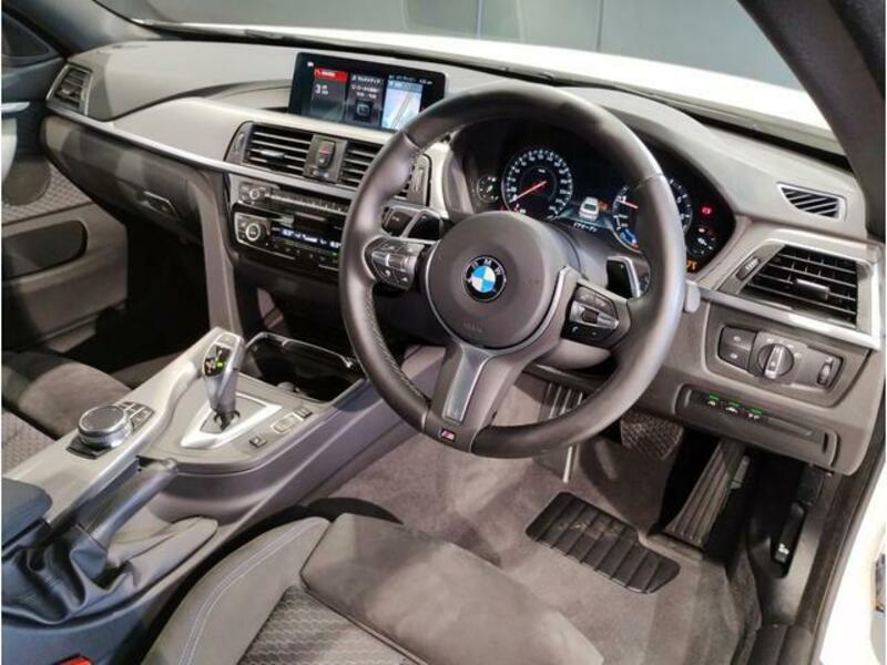 4 SERIES