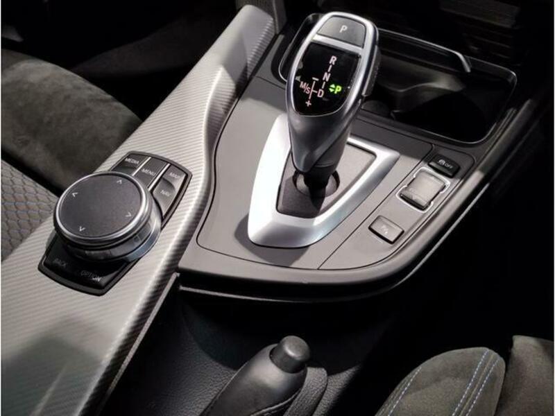 4 SERIES