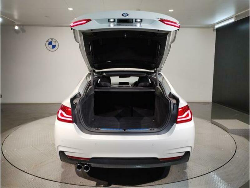 4 SERIES