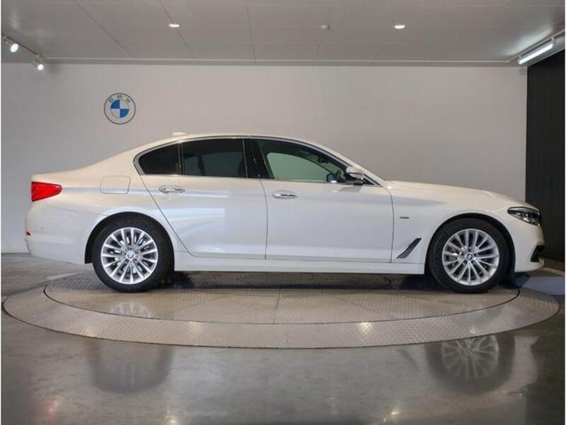 5 SERIES