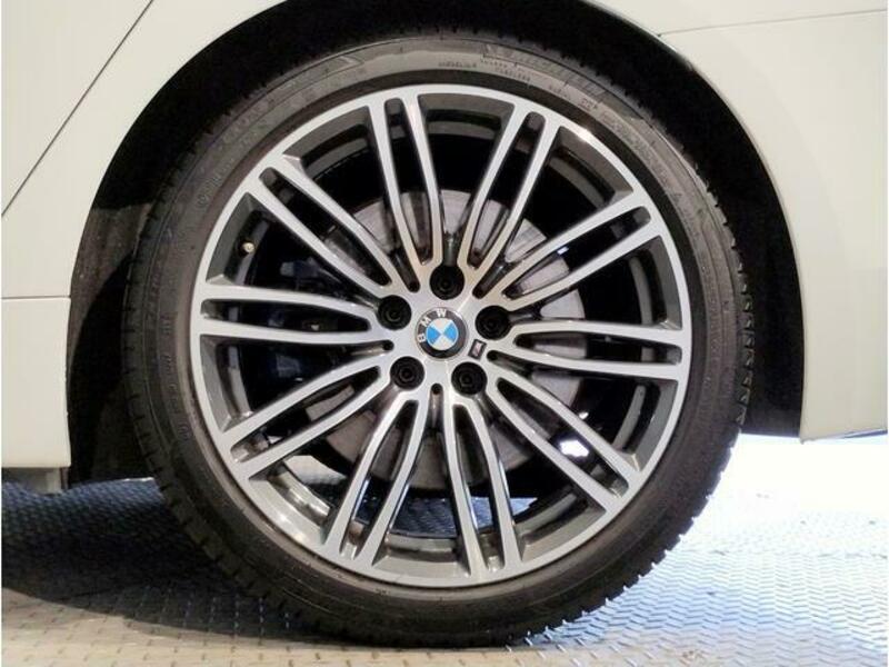 5 SERIES