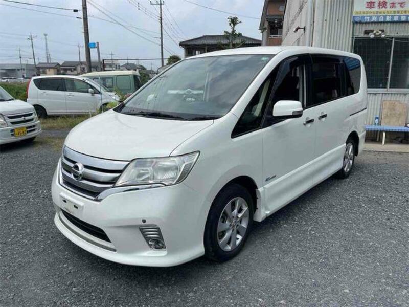 NISSAN SERENA