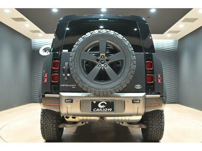 DEFENDER