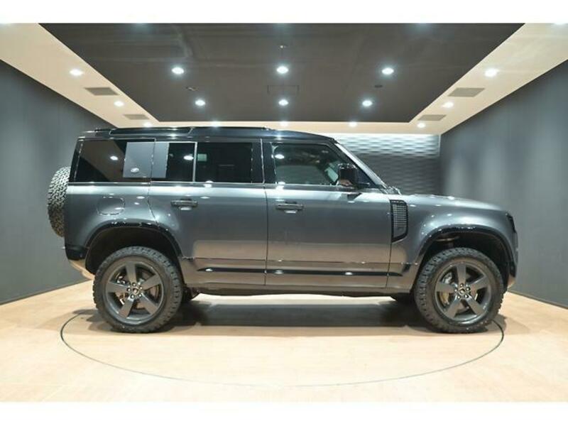 DEFENDER