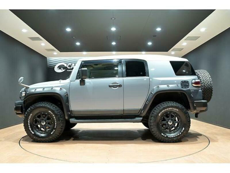 FJ CRUISER