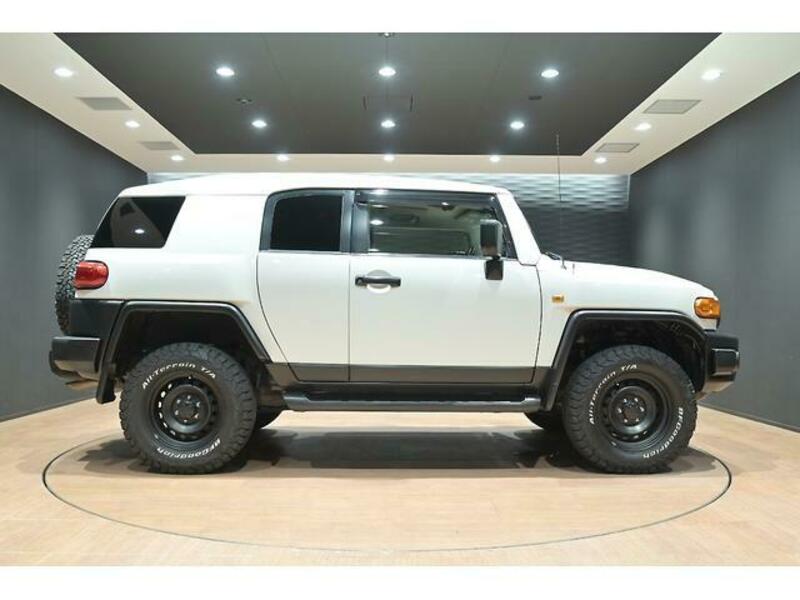 FJ CRUISER