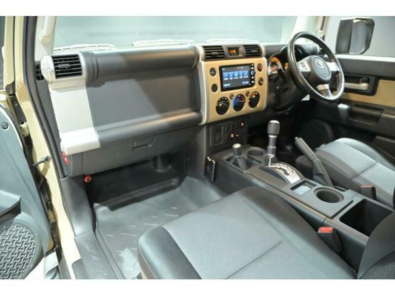 FJ CRUISER