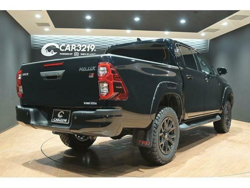 HILUX