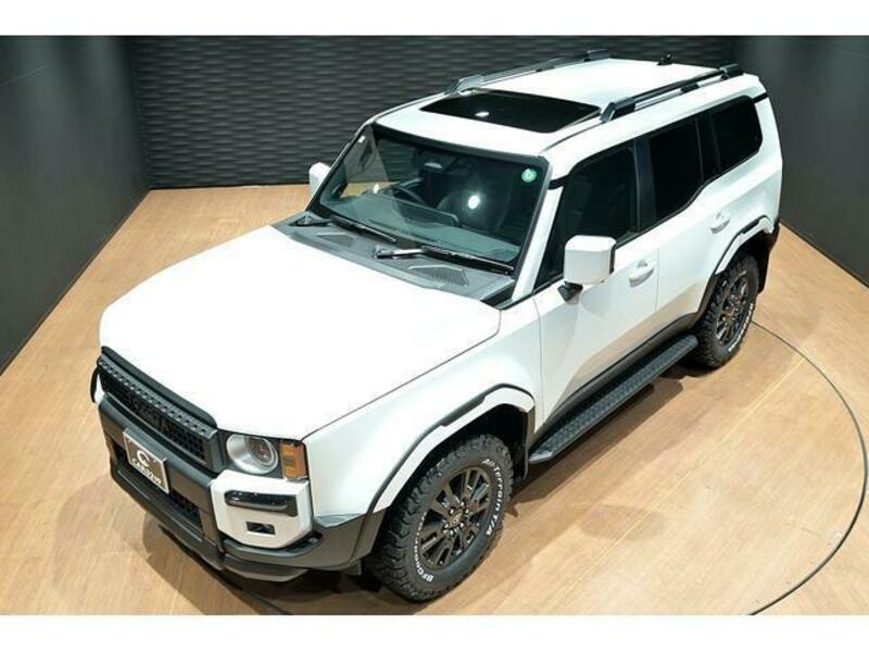 LAND CRUISER 250
