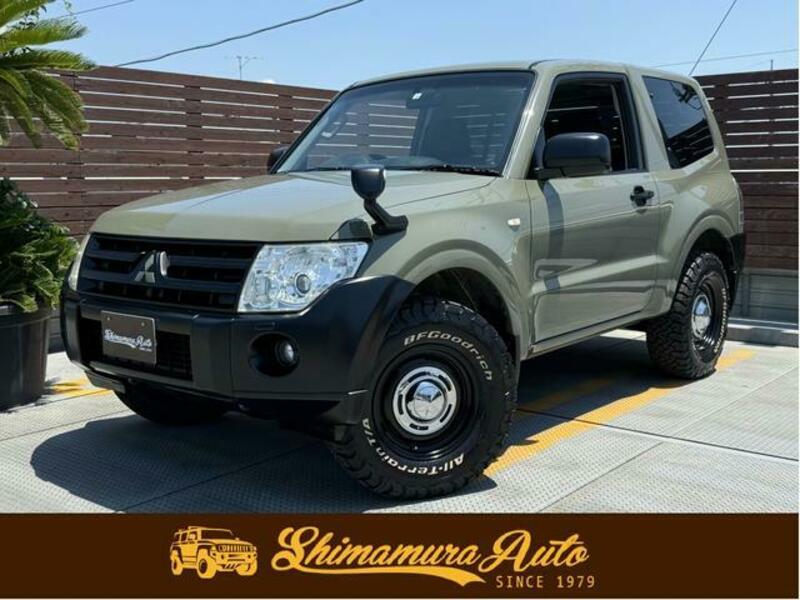 MITSUBISHI PAJERO
