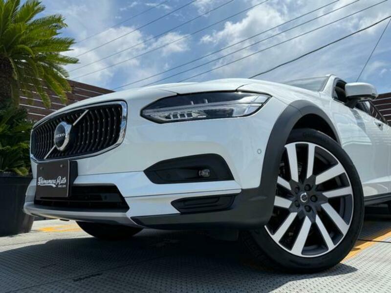 V90