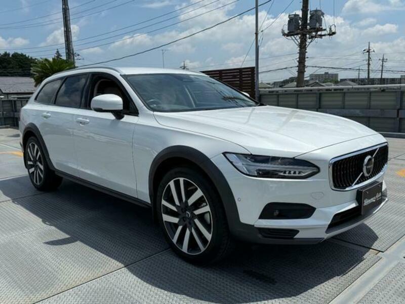 V90