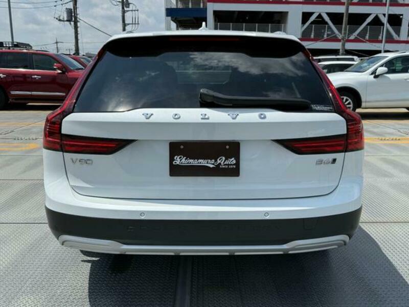 V90