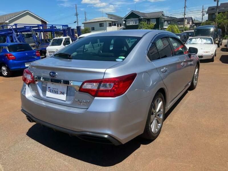 LEGACY B4