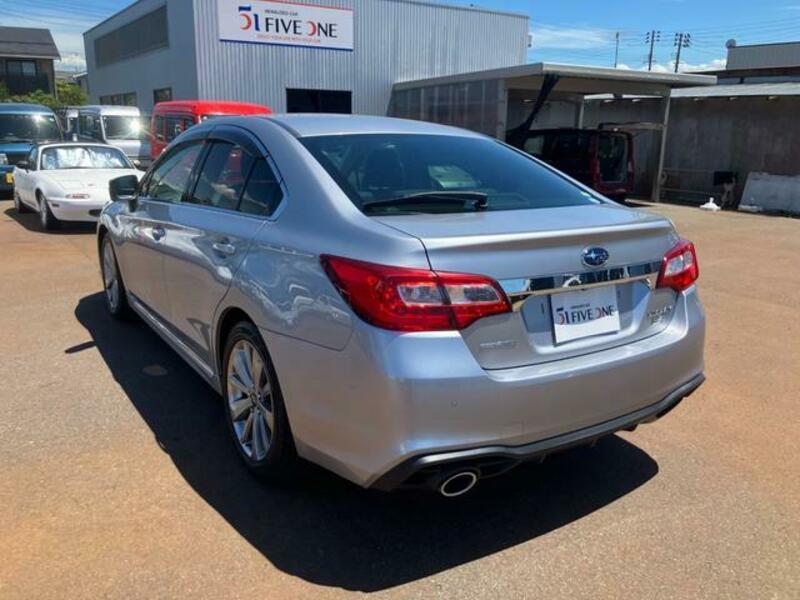 LEGACY B4