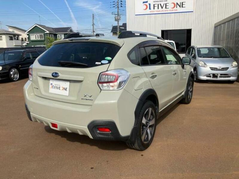 XV HYBRID