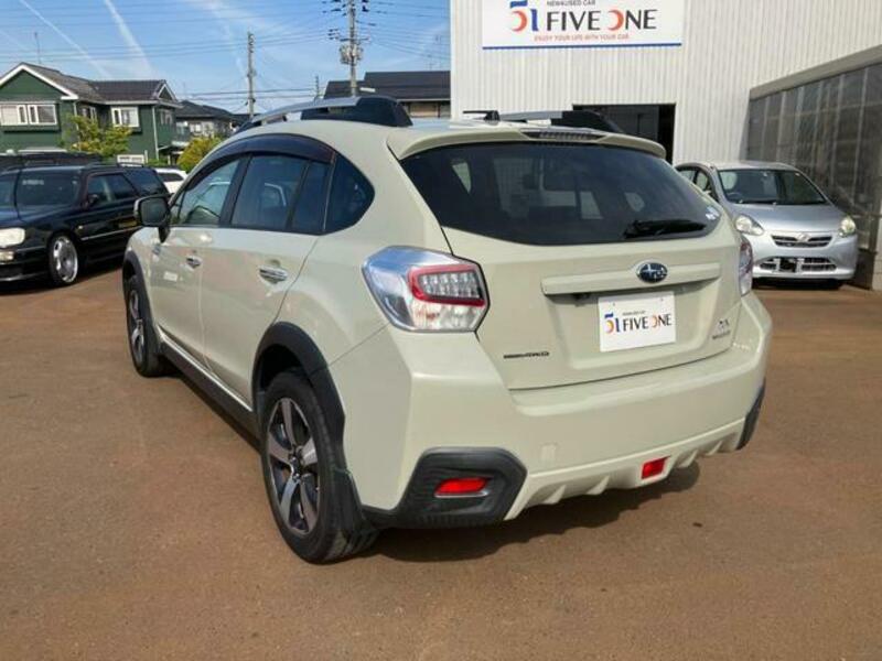 XV HYBRID