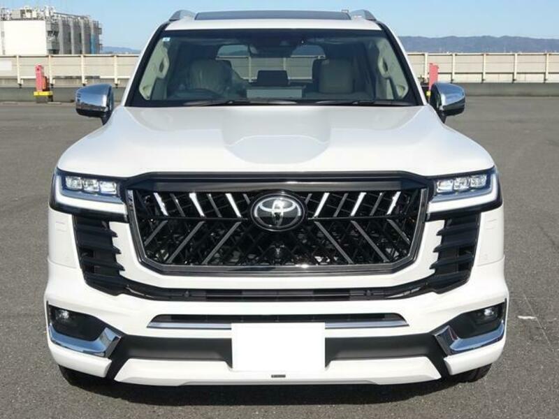 LAND CRUISER