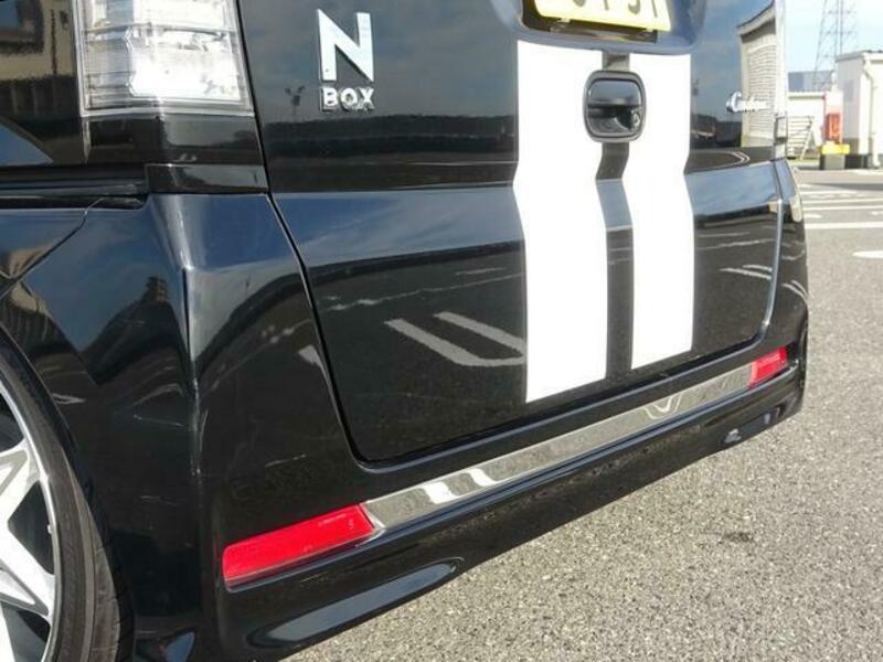 N BOX CUSTOM
