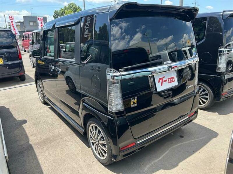 N BOX CUSTOM