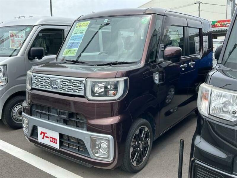 DAIHATSU WAKE