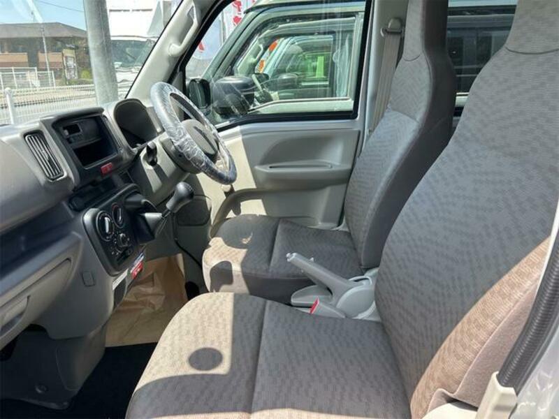 MINICAB VAN