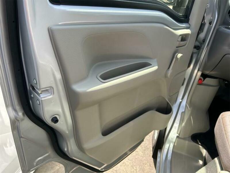 MINICAB VAN