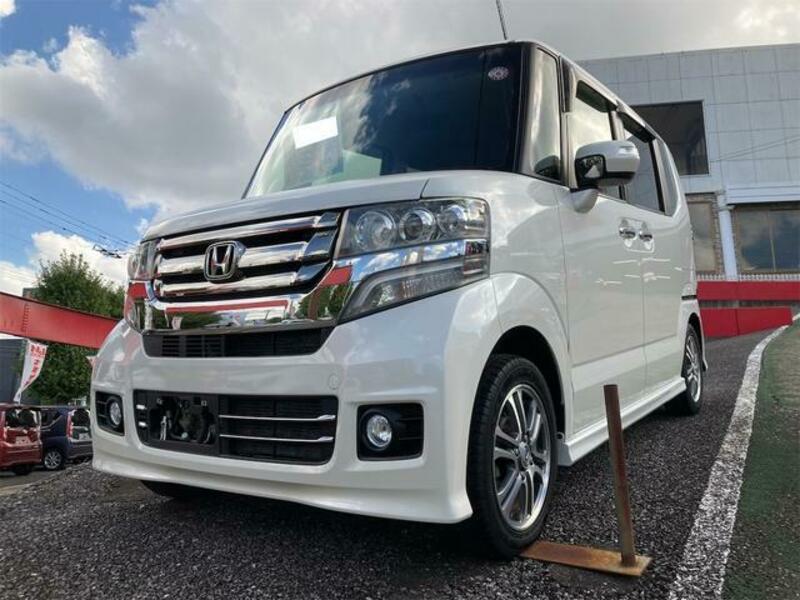N BOX CUSTOM