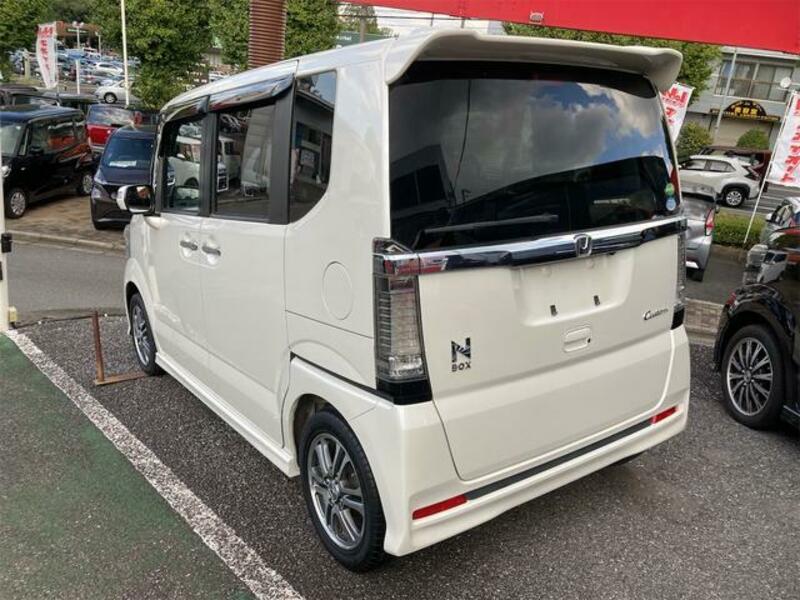 N BOX CUSTOM